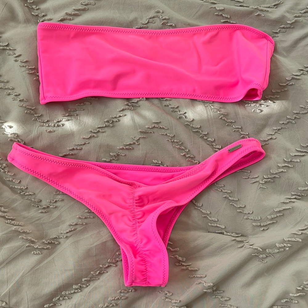 White fox bikini